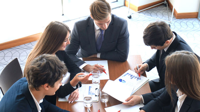 abogados696x392-img-296.jpg